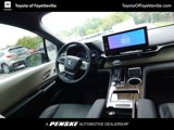 Certified 2025 Toyota Sienna Platinum image 3