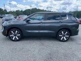 New 2025 Mitsubishi Outlander SE image 4