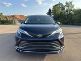 Used 2021 Toyota Sienna Limited image 3