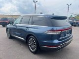 Used 2020 Lincoln Aviator Reserve w/ Equipment Group 201A image 3