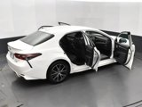 Used 2023 Toyota Camry SE image 6