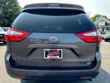 Used 2015 Toyota Sienna XLE image 5