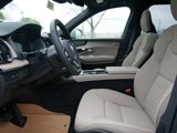 New 2025 Volvo XC90 T8 Plus w/ Protection Package Premier image 5