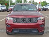 Used 2019 Jeep Grand Cherokee Altitude image 2