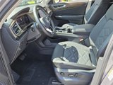Used 2025 Volkswagen Atlas SE image 5