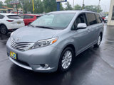 Used 2017 Toyota Sienna Limited Premium image 3