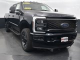 New 2025 Ford F250 4x4 Crew Cab Super Duty image 4