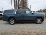 New 2025 Chevrolet Suburban Premier image 2