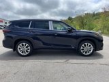 New 2025 Toyota Highlander Limited image 5
