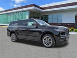 New 2025 Lincoln Navigator L Reserve image 2