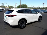 Used 2023 Toyota Highlander XLE image 5