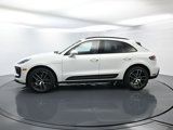 Used 2025 Porsche Macan image 2