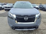 New 2025 Nissan Pathfinder Platinum image 2