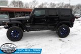 Used 2018 Jeep Wrangler Unlimited Sahara image 2