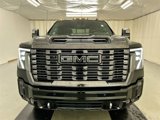 Used 2024 GMC Sierra 3500 Denali Ultimate image 3