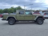 New 2025 Jeep Gladiator Mojave image 3