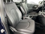 New 2025 Chrysler Pacifica Select image 6