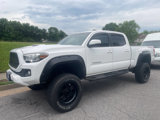 Used 2017 Toyota Tacoma TRD Sport image 3