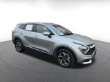 Used 2024 Kia Sportage LX image 2