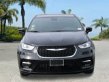 New 2025 Chrysler Pacifica Select image 3
