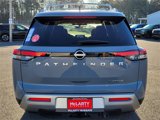 New 2025 Nissan Pathfinder Platinum image 4