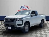 Used 2025 Nissan Frontier SV image 3