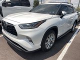 Used 2023 Toyota Highlander Limited image 2
