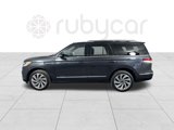 Used 2023 Lincoln Navigator Reserve image 2