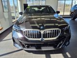 New 2025 BMW 550e xDrive w/ Premium Package image 2