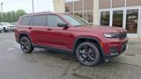 Used 2023 Jeep Grand Cherokee L Laredo image 2