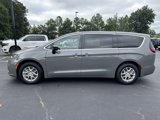 New 2025 Chrysler Pacifica Select image 4