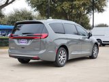 New 2025 Chrysler Pacifica Pinnacle image 4