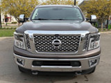Used 2018 Nissan Titan SL w/ Chrome Package image 3