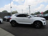 Used 2025 Volvo XC40 B5 Core image 5