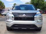 New 2025 Mitsubishi Outlander ES image 2