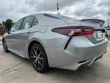 Used 2023 Toyota Camry SE image 3