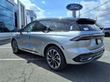 New 2025 Lincoln Nautilus Reserve image 4