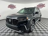 Used 2025 Honda Pilot Touring image 3