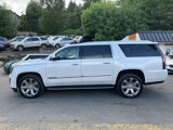 Used 2017 Cadillac Escalade ESV Luxury image 2