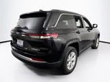 Used 2023 Jeep Grand Cherokee Limited image 5