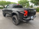 Used 2024 Chevrolet Colorado Trail Boss w/ Technology Package image 2