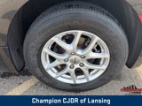 Used 2023 Chrysler Pacifica Touring-L image 6