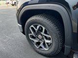 Used 2023 GMC Sierra 1500 SLT w/ SLT Premium Package image 4