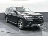 Used 2023 Ford Expedition Limited image 2