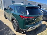New 2025 Nissan Pathfinder Platinum image 2