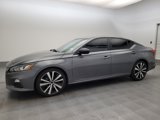 Used 2019 Nissan Altima 2.5 SR image 2