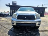 Used 2012 Toyota Tundra 4x4 CrewMax image 2