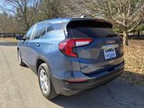 Used 2024 GMC Terrain SLE image 4