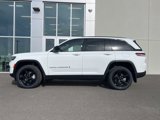 New 2025 Jeep Grand Cherokee Limited w/ Black Appearance Package image 4