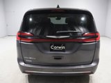 Used 2023 Chrysler Pacifica Touring-L image 3